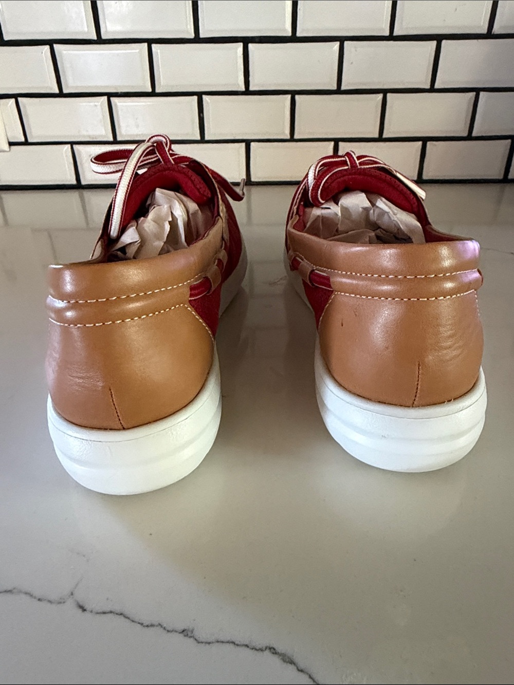 Clarks Cloudsteppers Jocolin Vista Boat Shoes in Red w/Tan Leather, LIKE NEW 8 - Picture 5 of 8